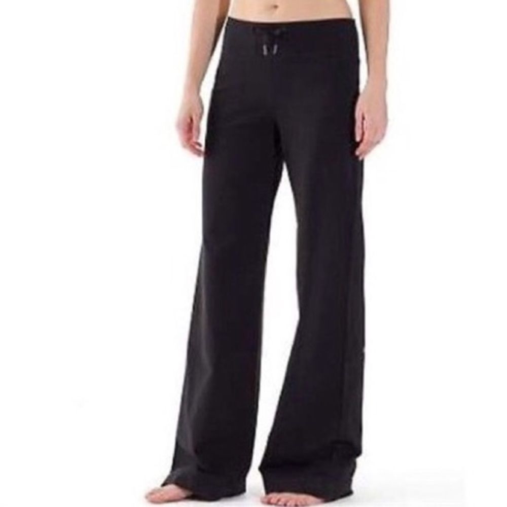 Lululemon Still Pant in Black